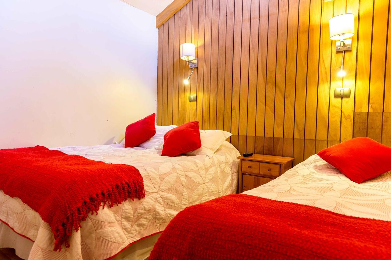Hostal Y Cabanas Ainil Punta Arenas Bagian luar foto